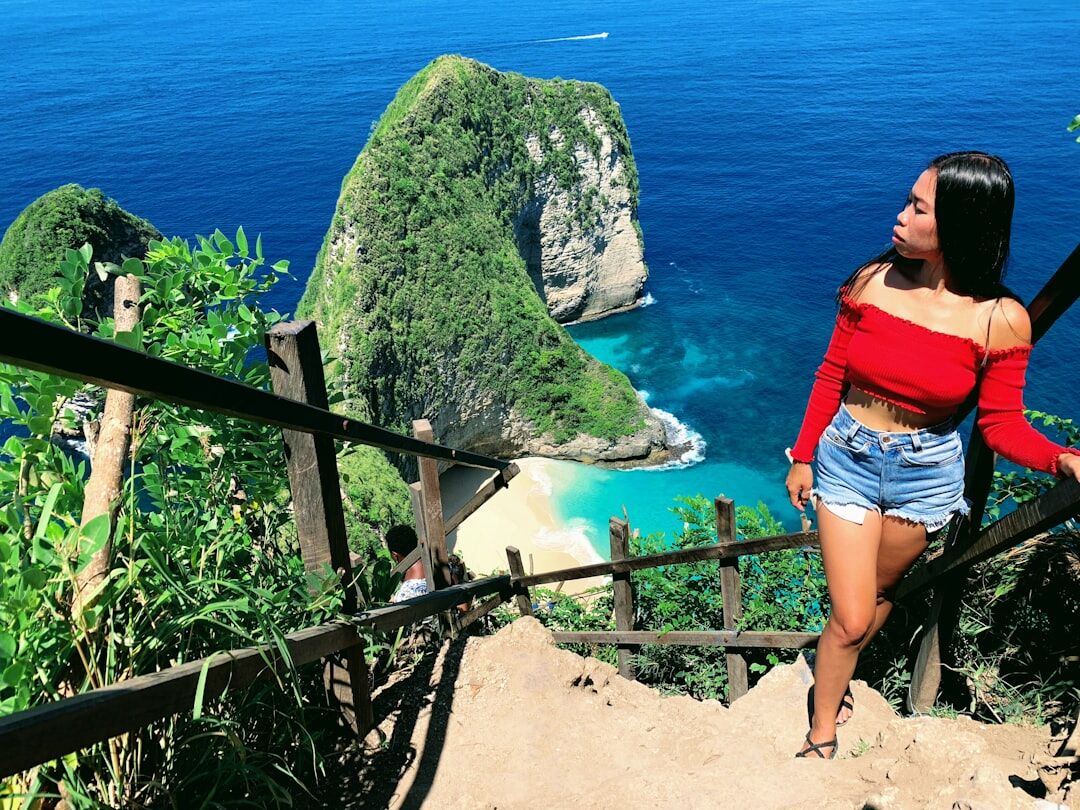 famous celebrity travel